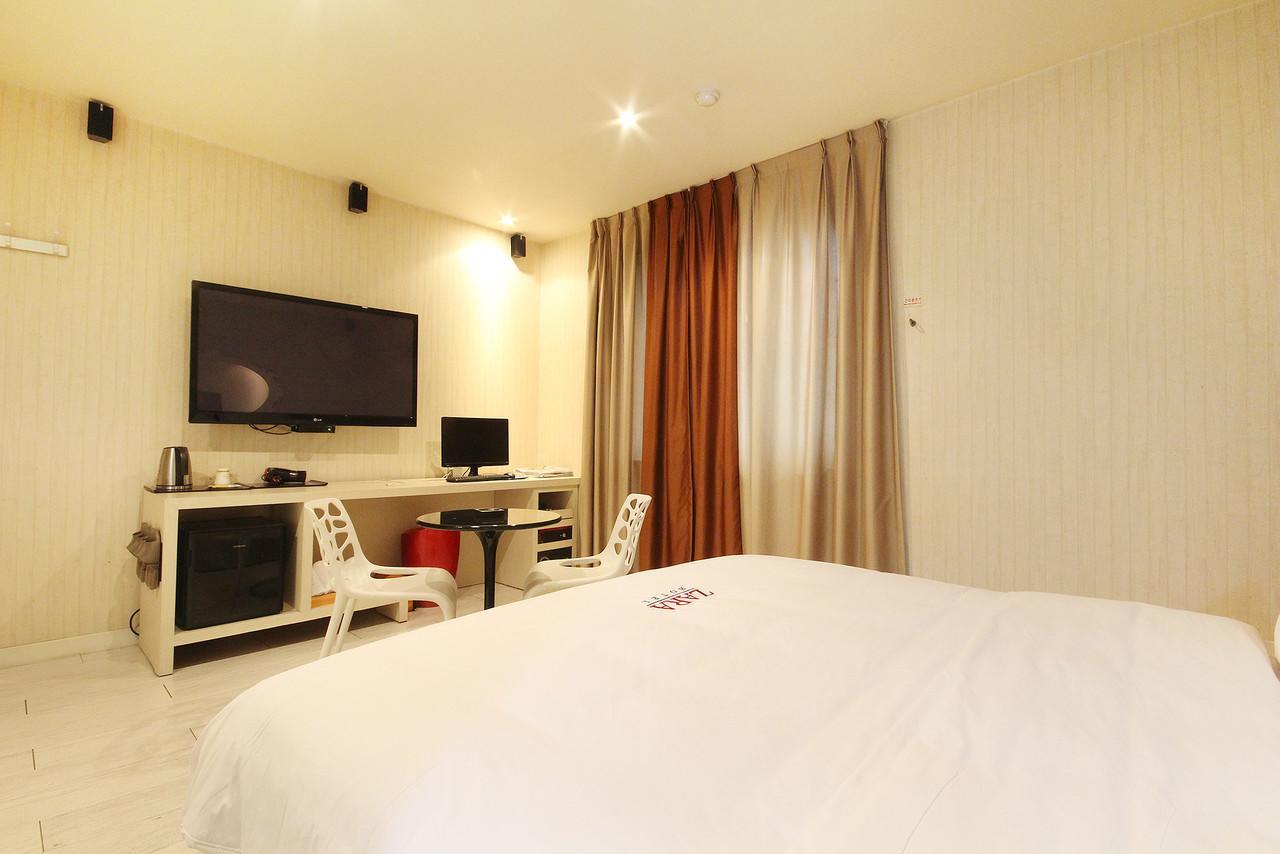 Hotel Zara Changwon Eksteriør bilde